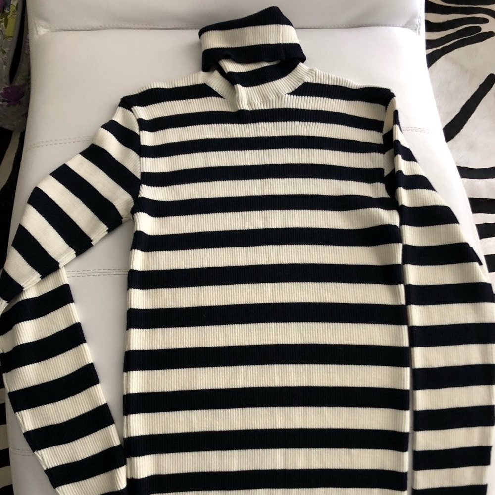 Dolce&Gabanna striped navy and white turtle neck